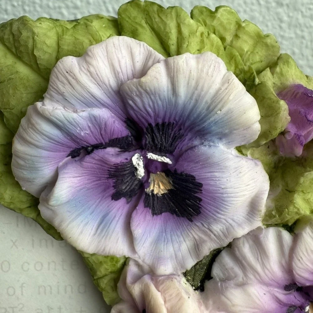 Vintage 1994 Frameology Pansy Heart Photo Frame Purple Floral Cottagecore UDC